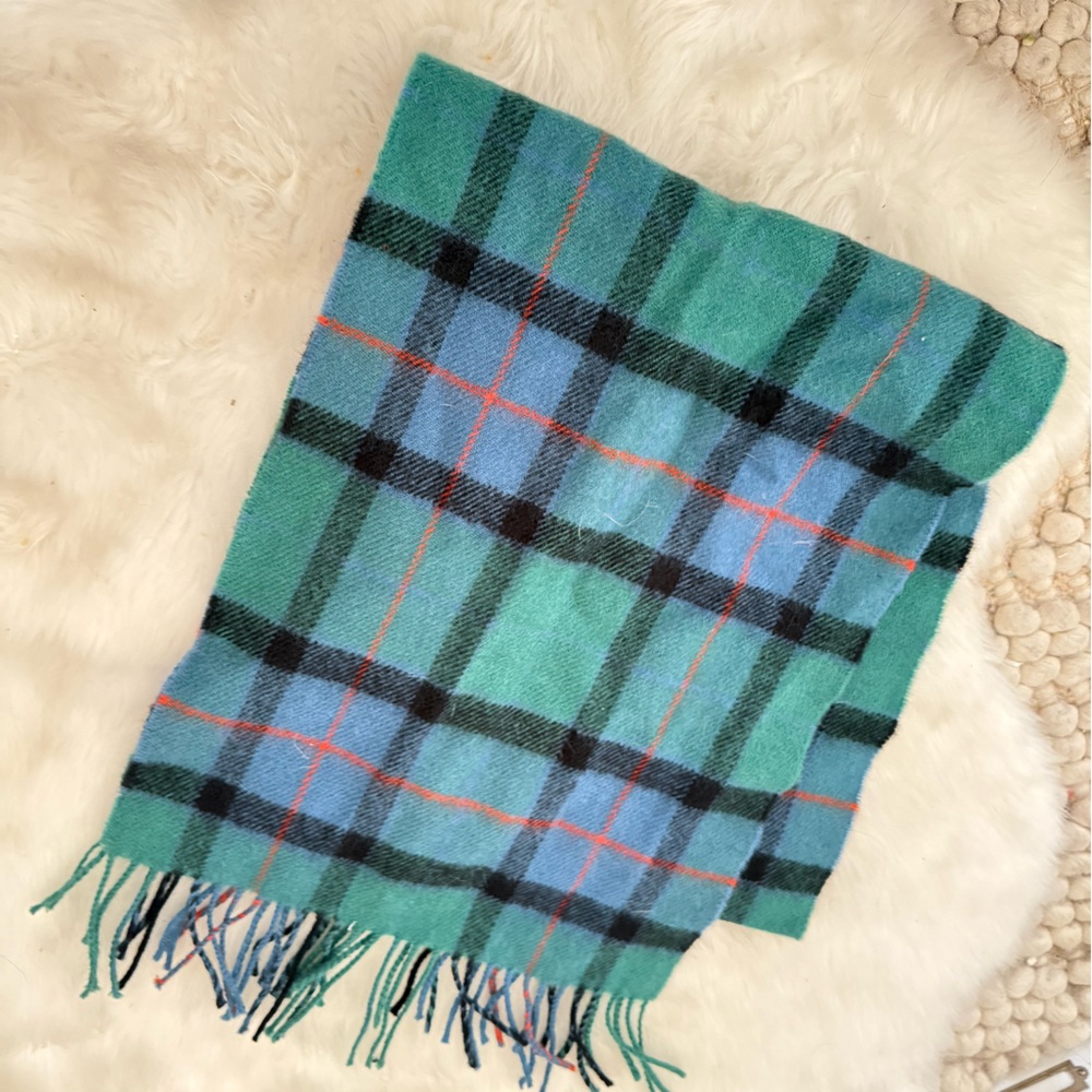 Ingles Buchan 100% lambswool plaid scarf